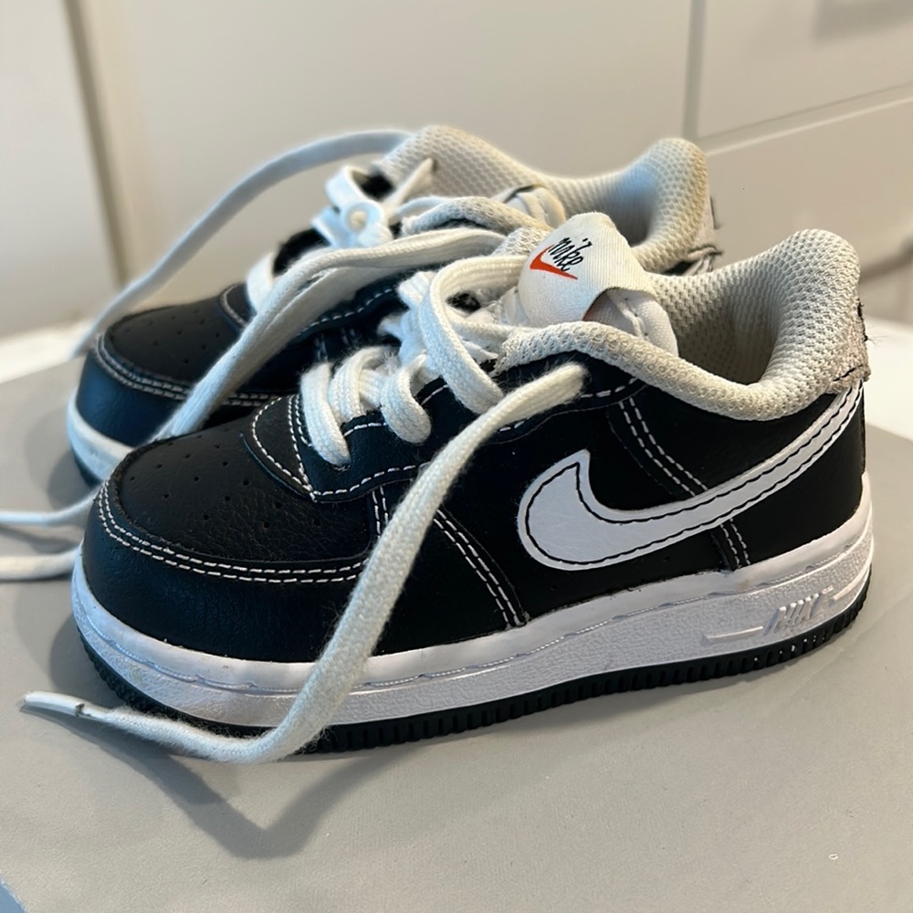 6C - Black and White Air Force 1s